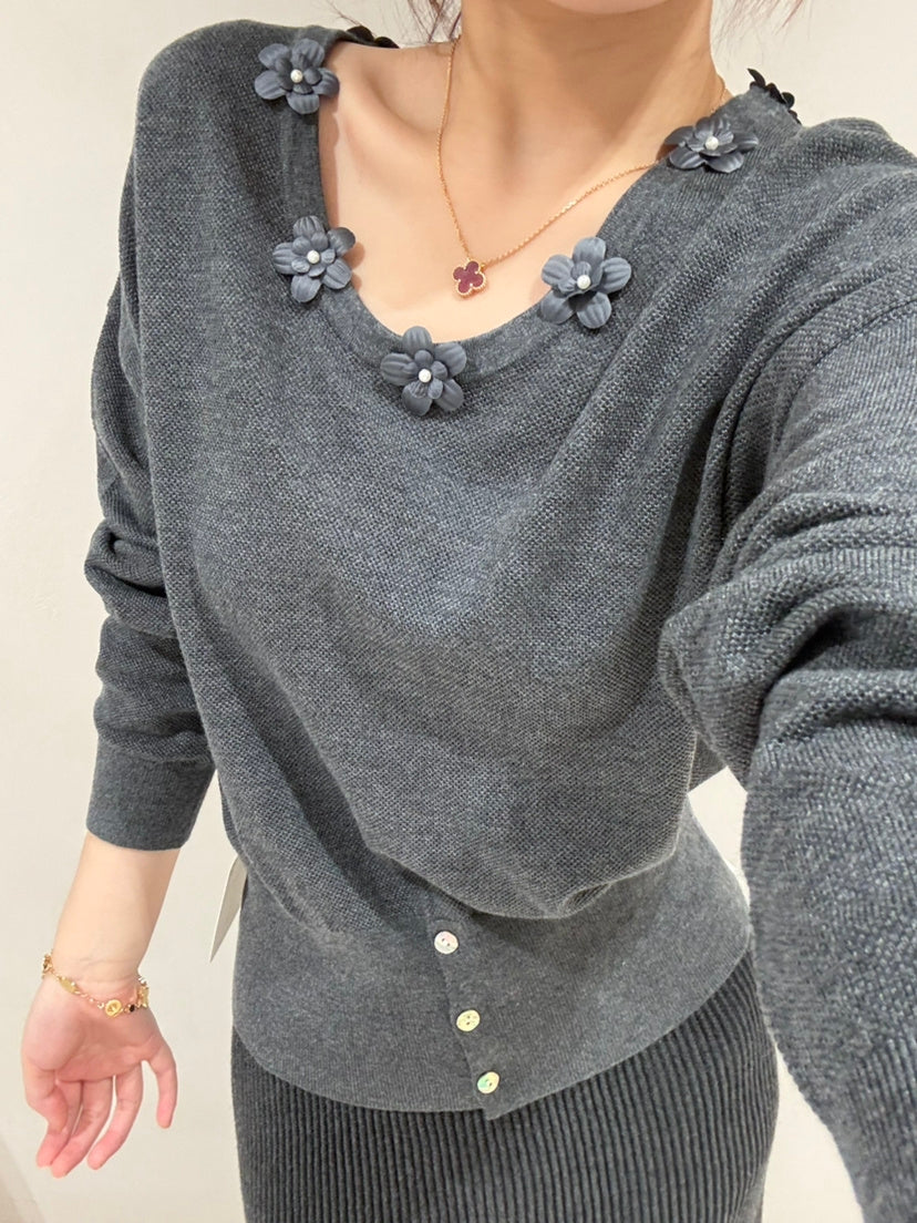 【tops】立体フラワー付きニットトップス Q9160