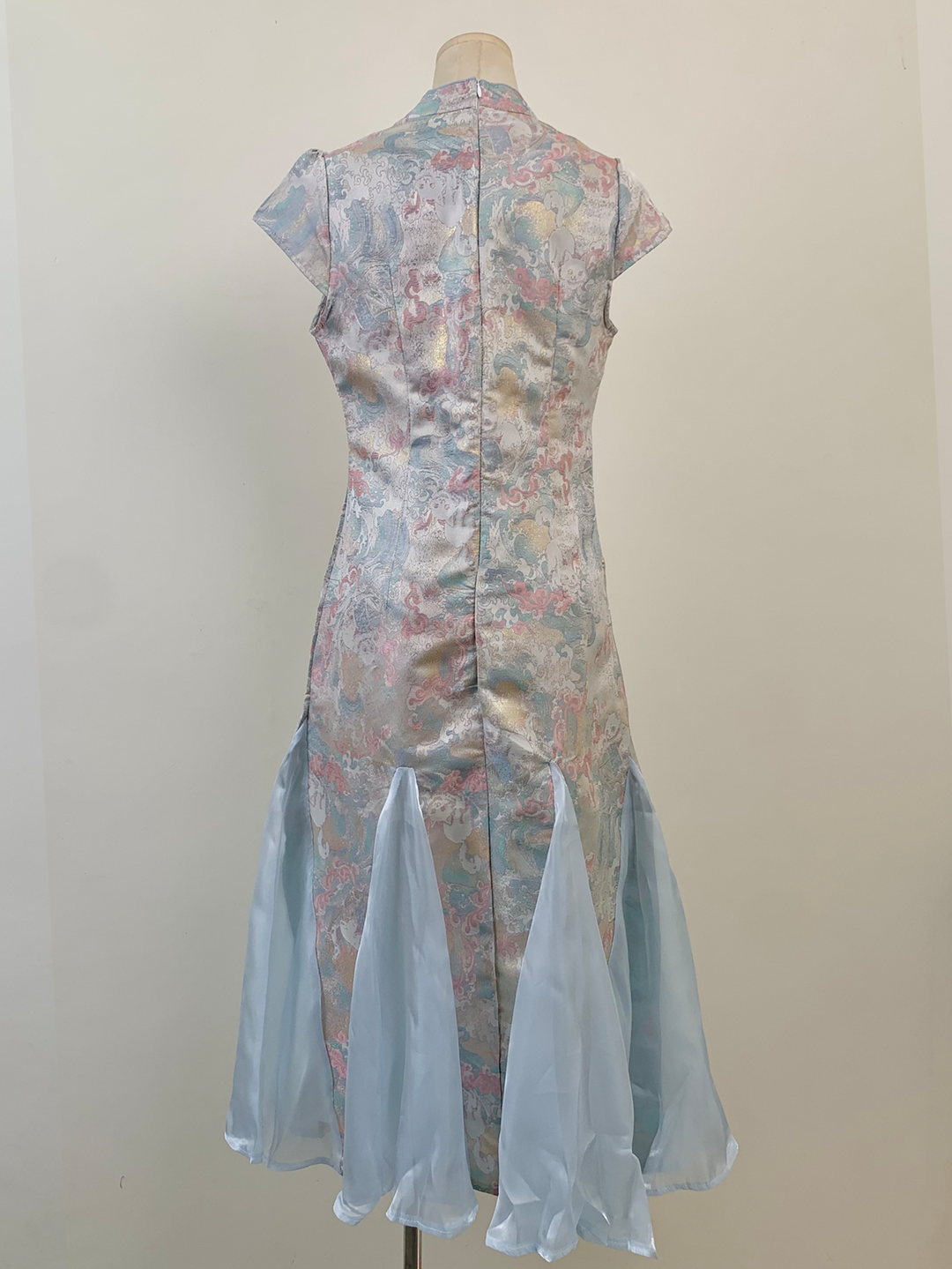 【dress】半袖サテンドッキングロングワンピース Q8542