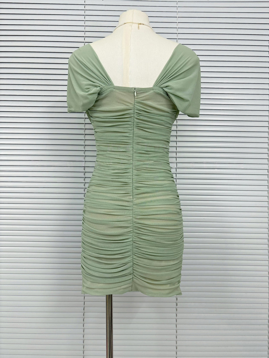 【dress】2WAYストラップギャザーミニワンピース Q8763