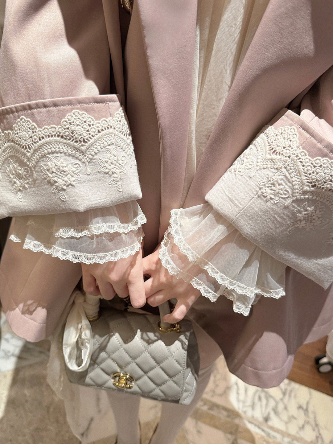 【outer】レースドッキングピーターパンカラーコート Q9276