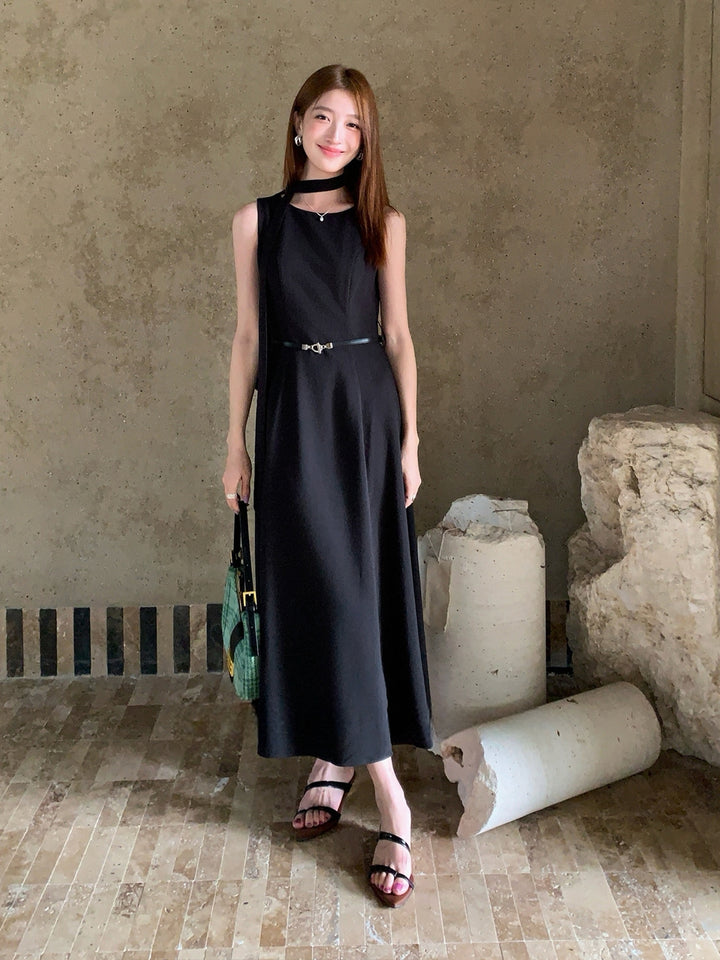 【dress】ベルト付きノースリーブロングワンピース Q8981