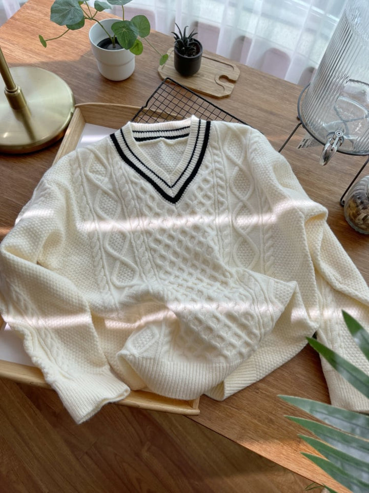 【tops】Vネックニットセーター　M28962