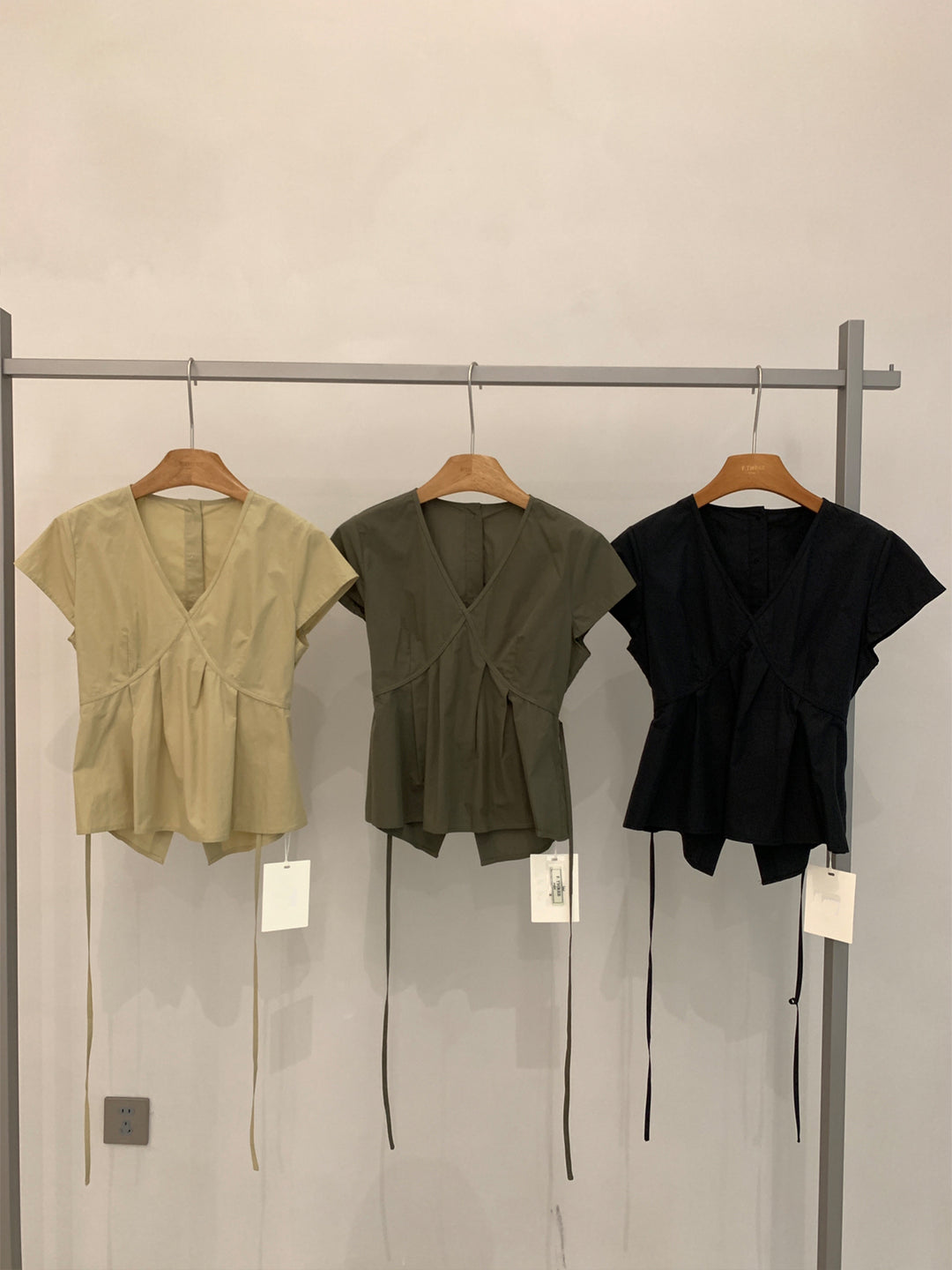 【set】バックオープントップス×ワイドパンツセット Q8652