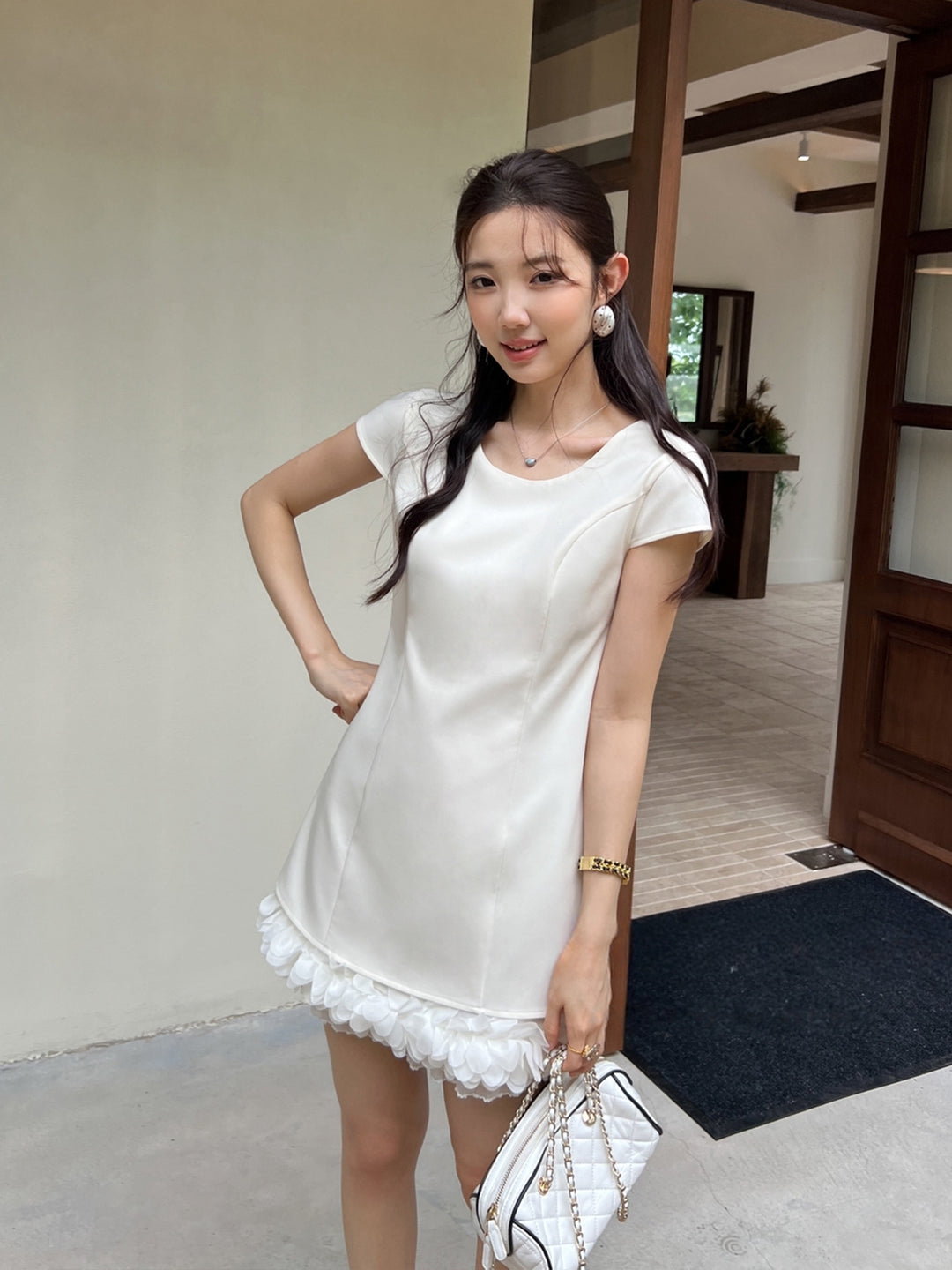 【dress】バックオーポンギャザーフリルミニワンピース Q8665