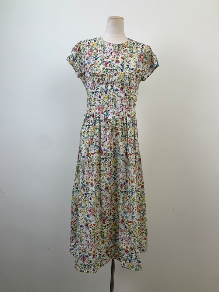 【dress】フラワー柄ワンピース Q8535