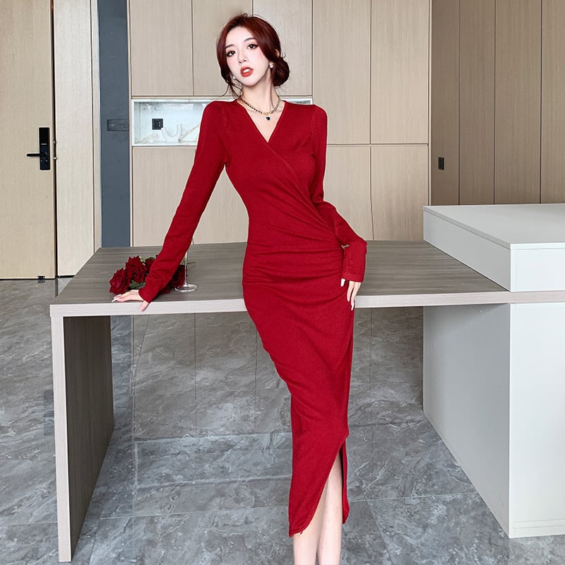 【dress】細身効果抜群♪Vネックスリットニットワンピース　M17486