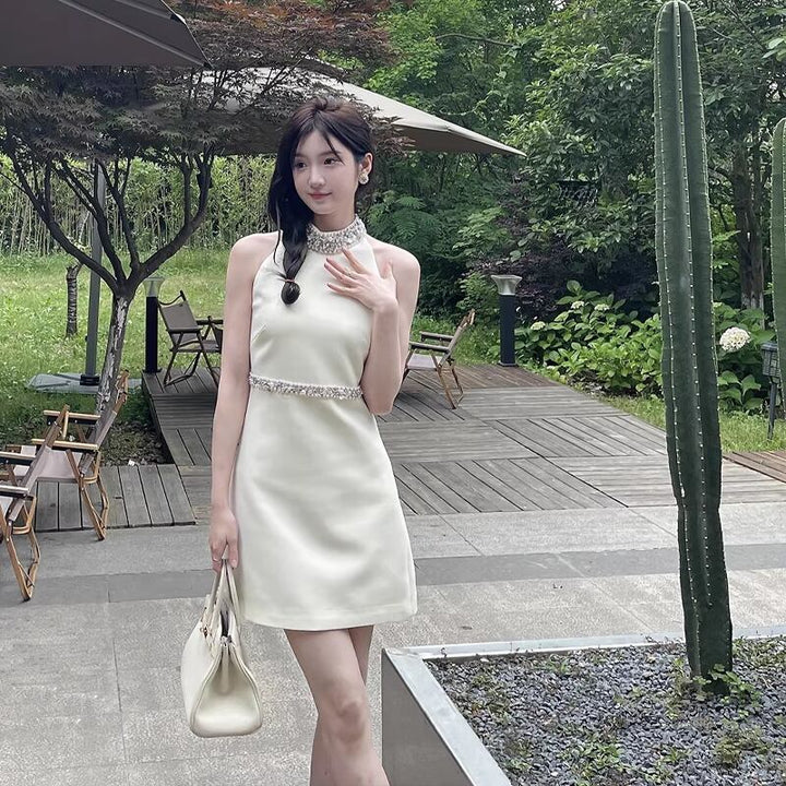【dress】ラインストーン付きノースリーブワンピース Q8437