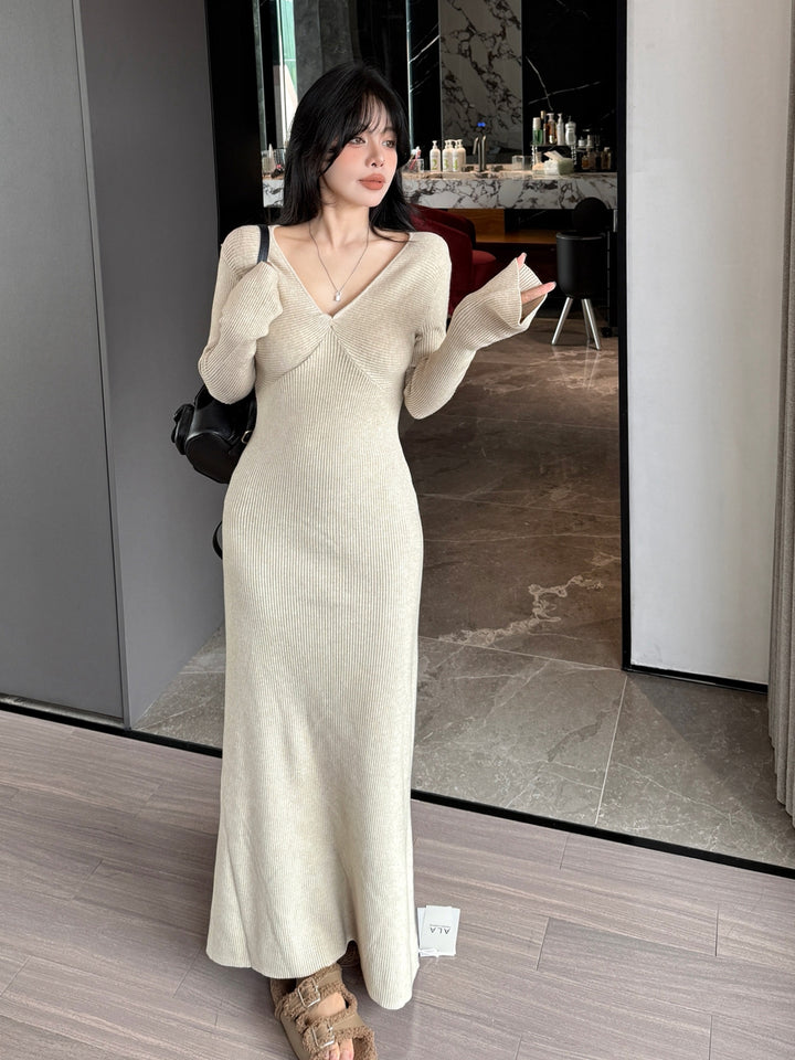 【dress】Vネックロングニットワンピース Q9187