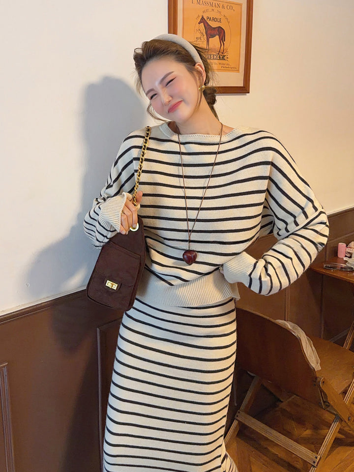 【set】ボーダー柄ニットトップス×ロングスカートセット Q9283