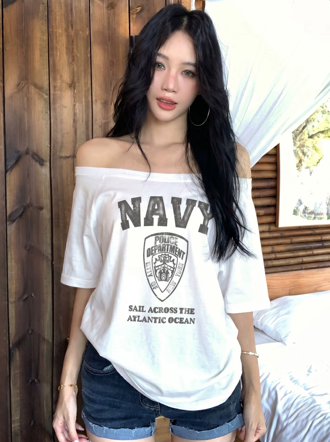 【tops】2色展開オフショルダーTシャツ Q8564