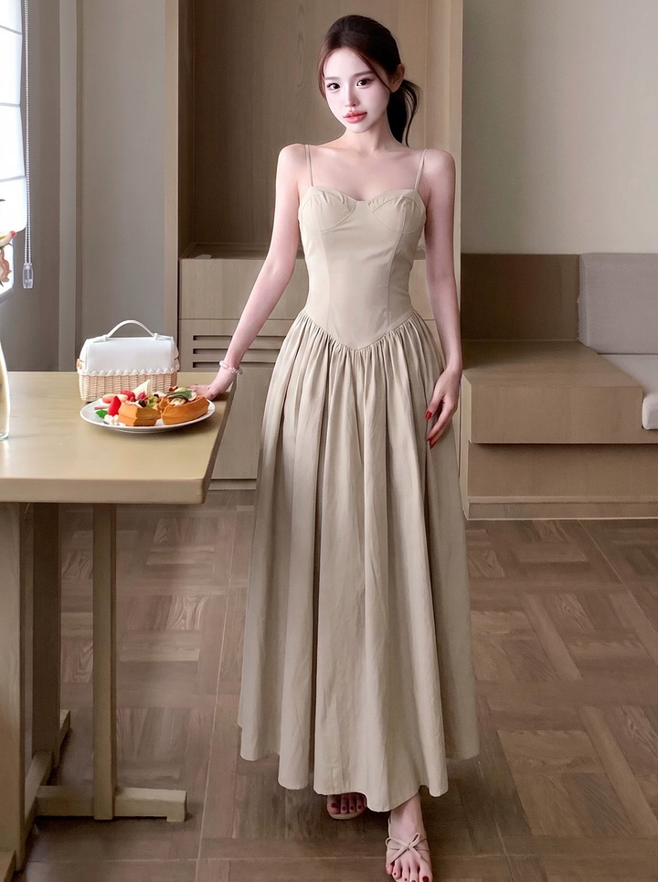 【dress】胸パット付きロングキャミワンピース Q8574