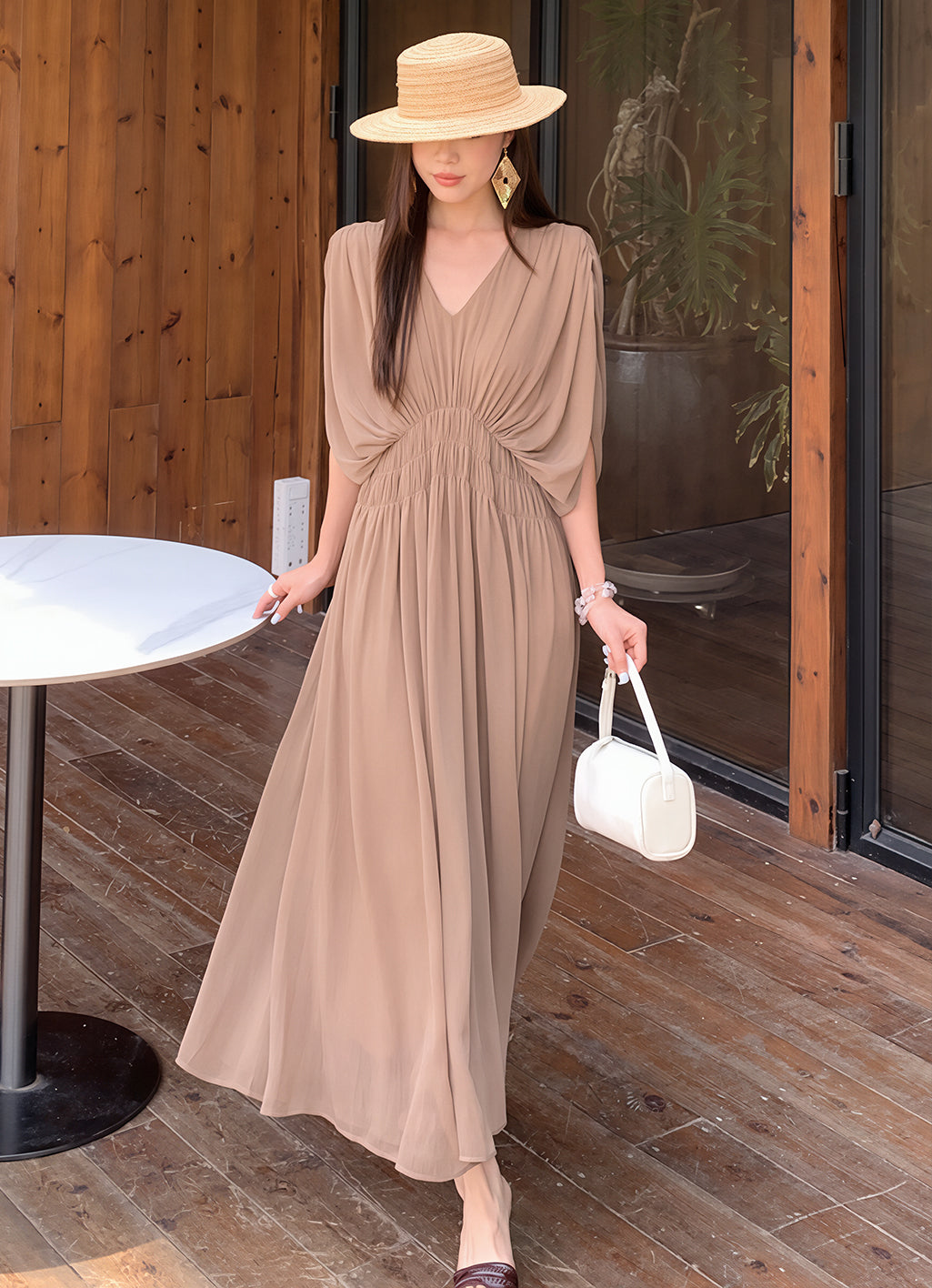 【dress】Vネックギャザーロングワンピース Q8756