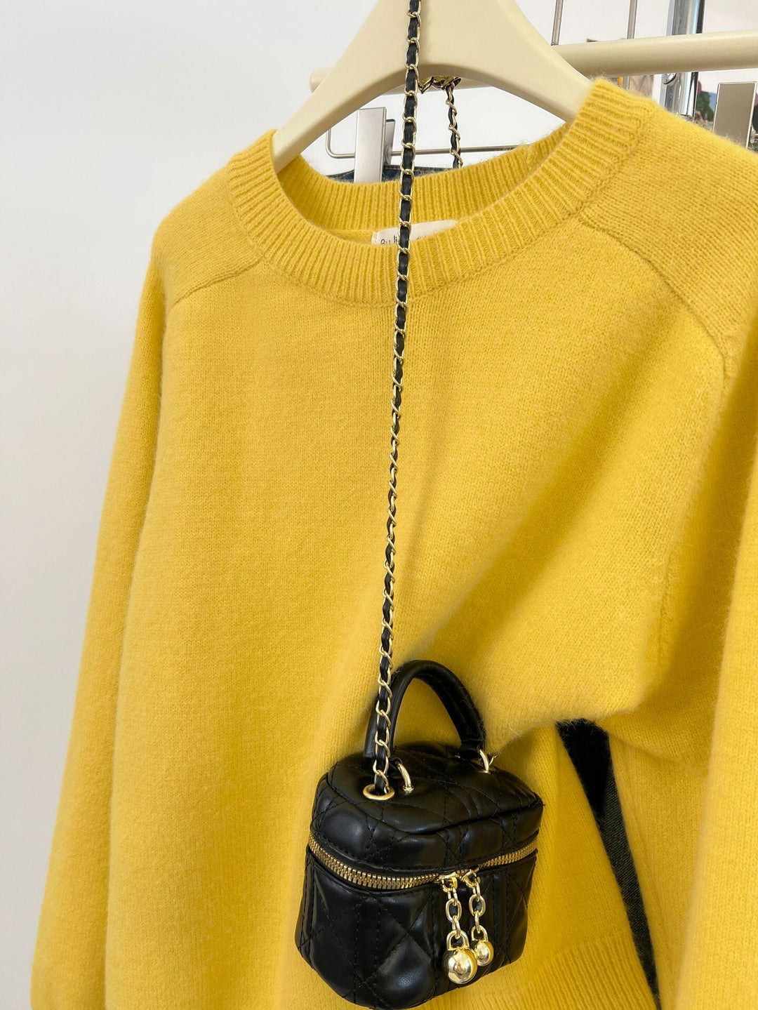 【tops】クルーネックニットセーター　M29318