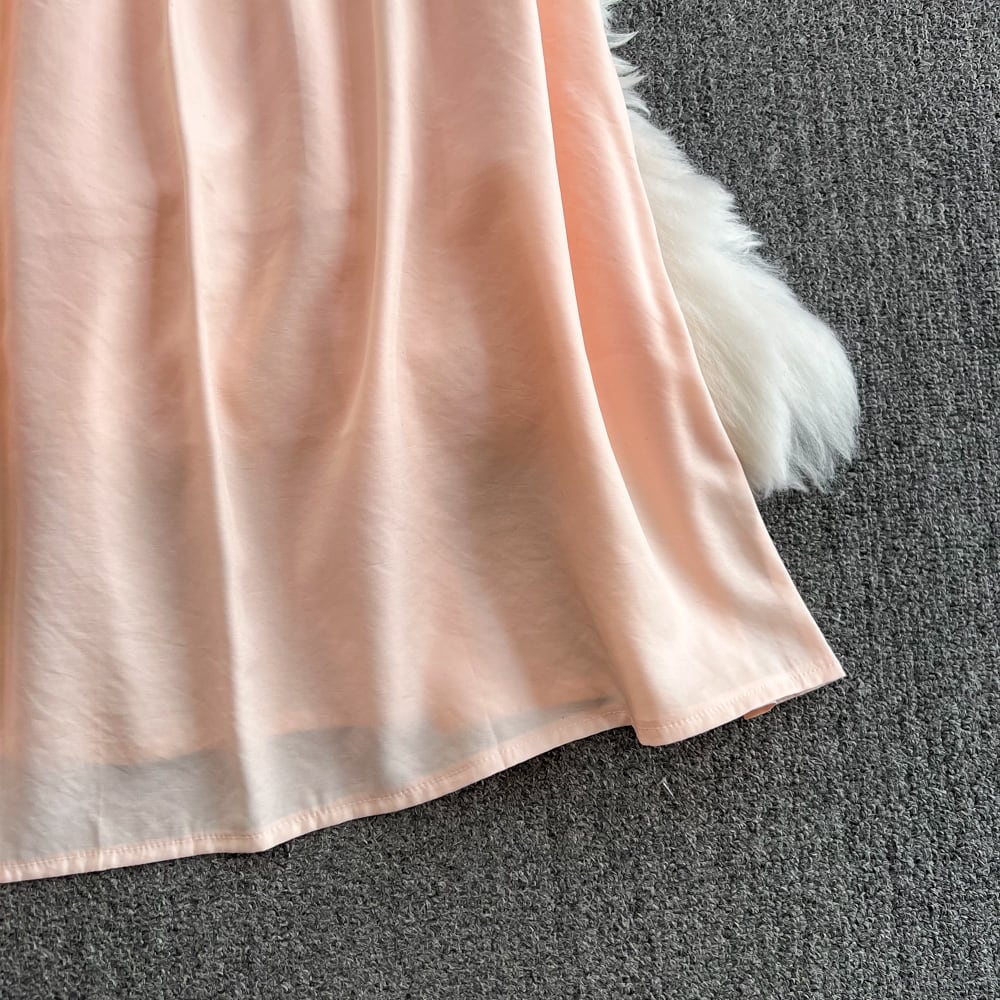 【dress】存在感 スウィートVネックデートワンピース　M17149