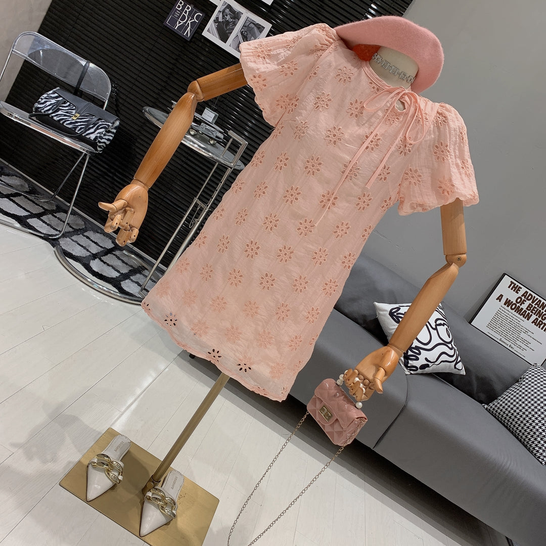 【dress】カットワークワンピース　M24001