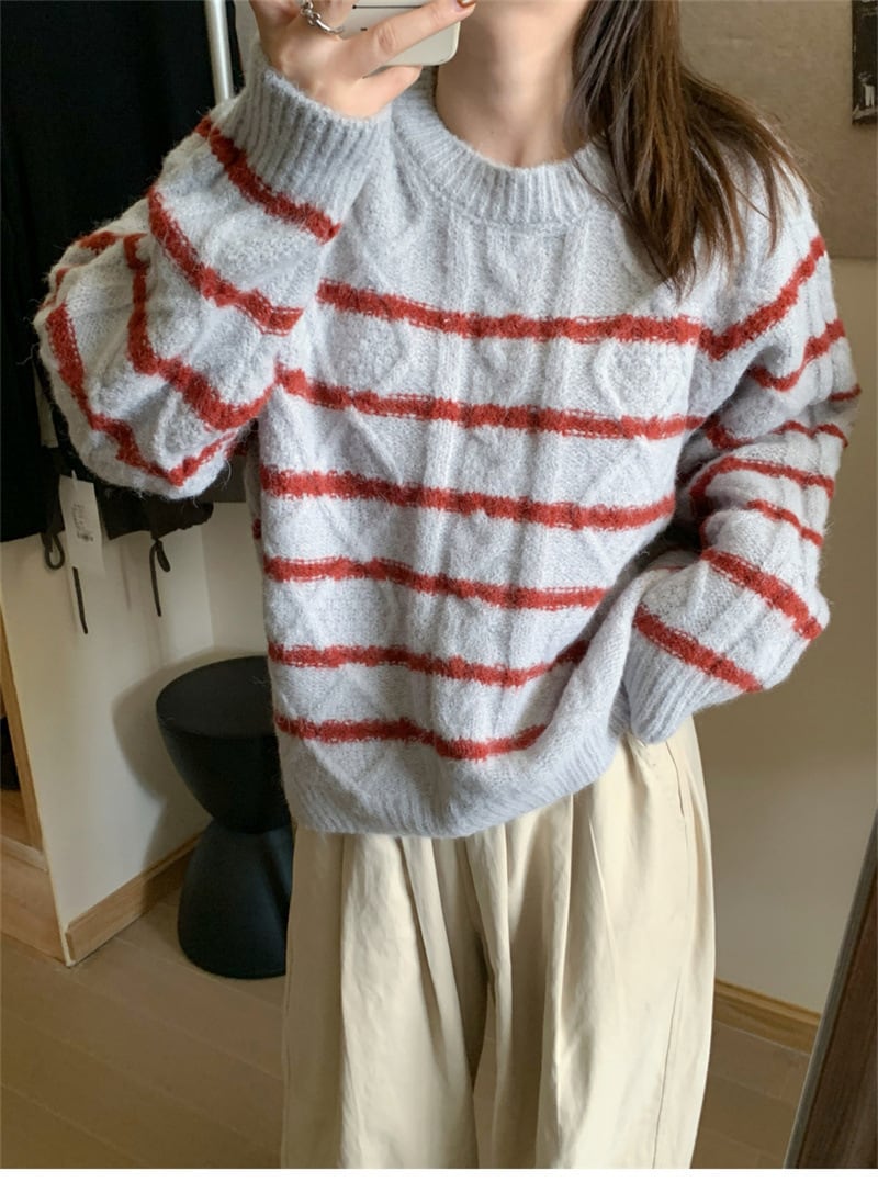 【tops】ボーダー柄ニットセーター　M19330