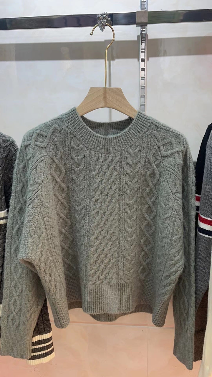 【tops】クルーネックニットセーター　M18167