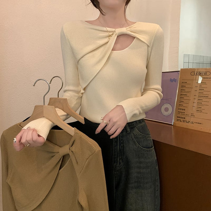 【tops】カットワークニットトップス　M25410