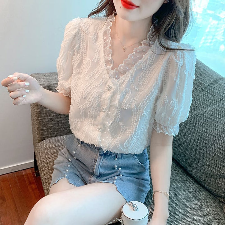 【tops】柔らかくて優しい印象Vネックレースシャツトップス　M17038