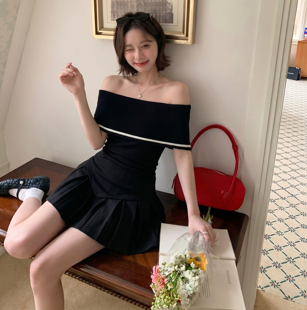 【set】オフショルトップス×プリーツスカートセット   N3659
