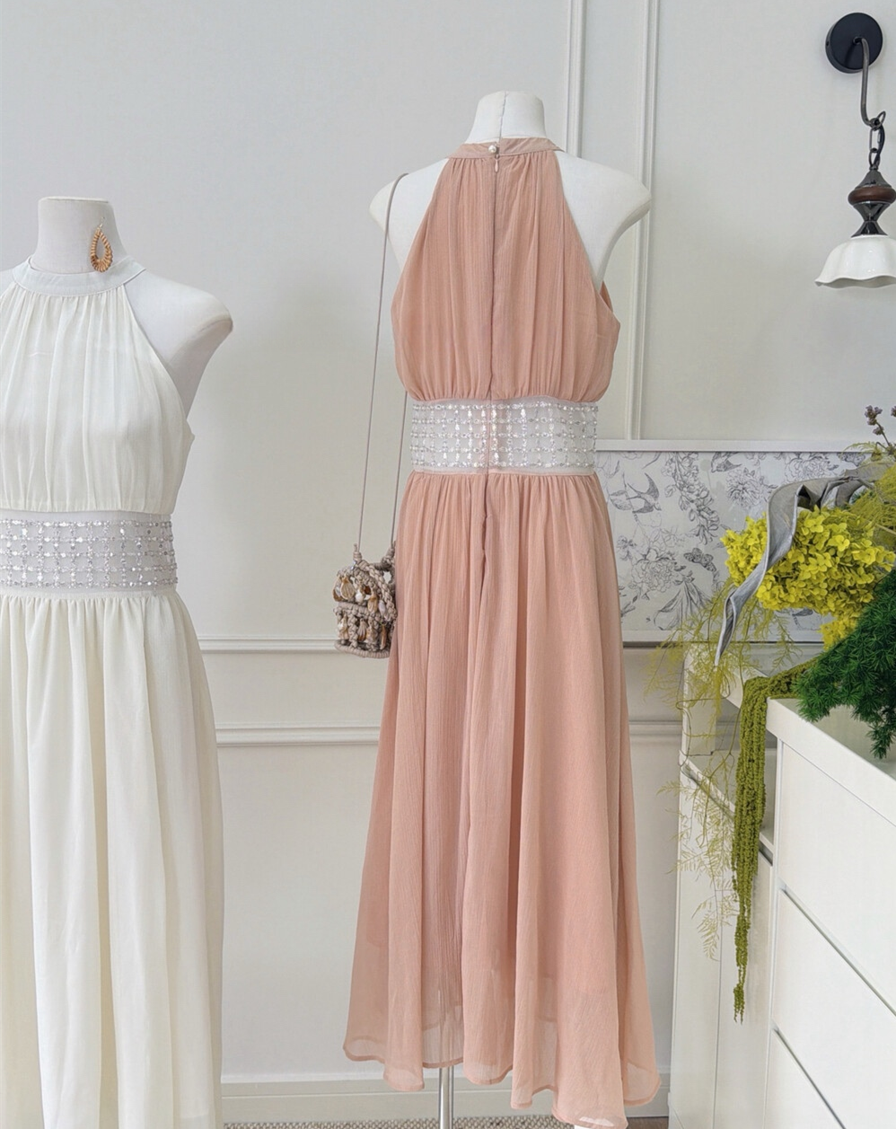 【dress】ウエストパールホルターネックロングワンピース　N3679