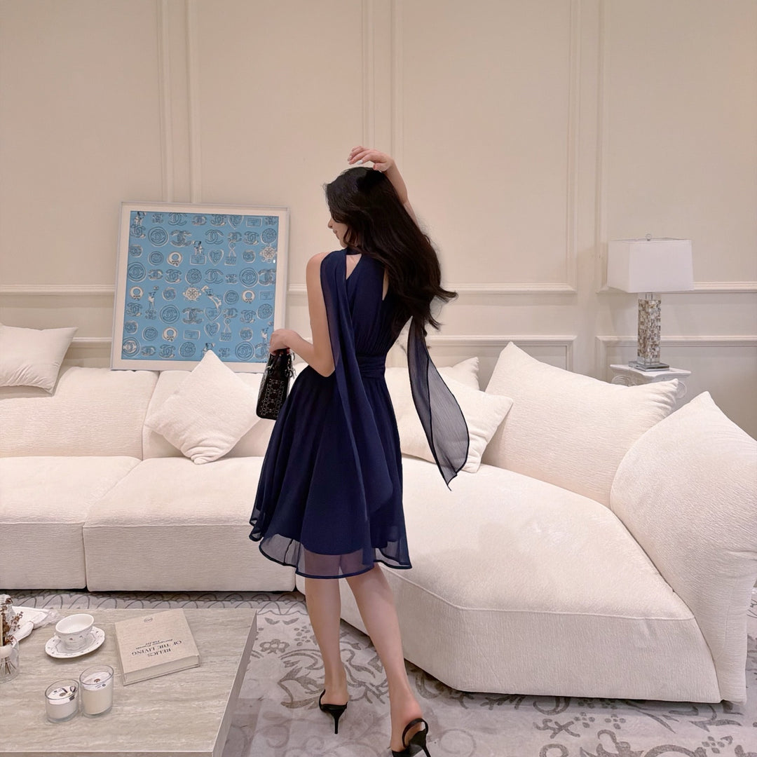 【dress】ラインストーン付きホルターネックワンピース　N3701