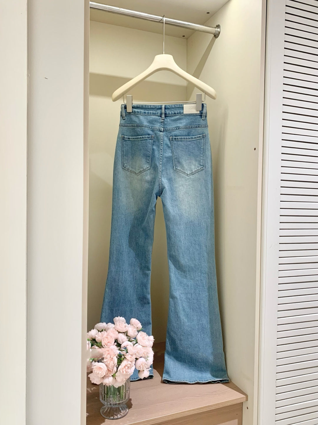 【bottoms】ラインストーン付きフレアデニムパンツ　N3718