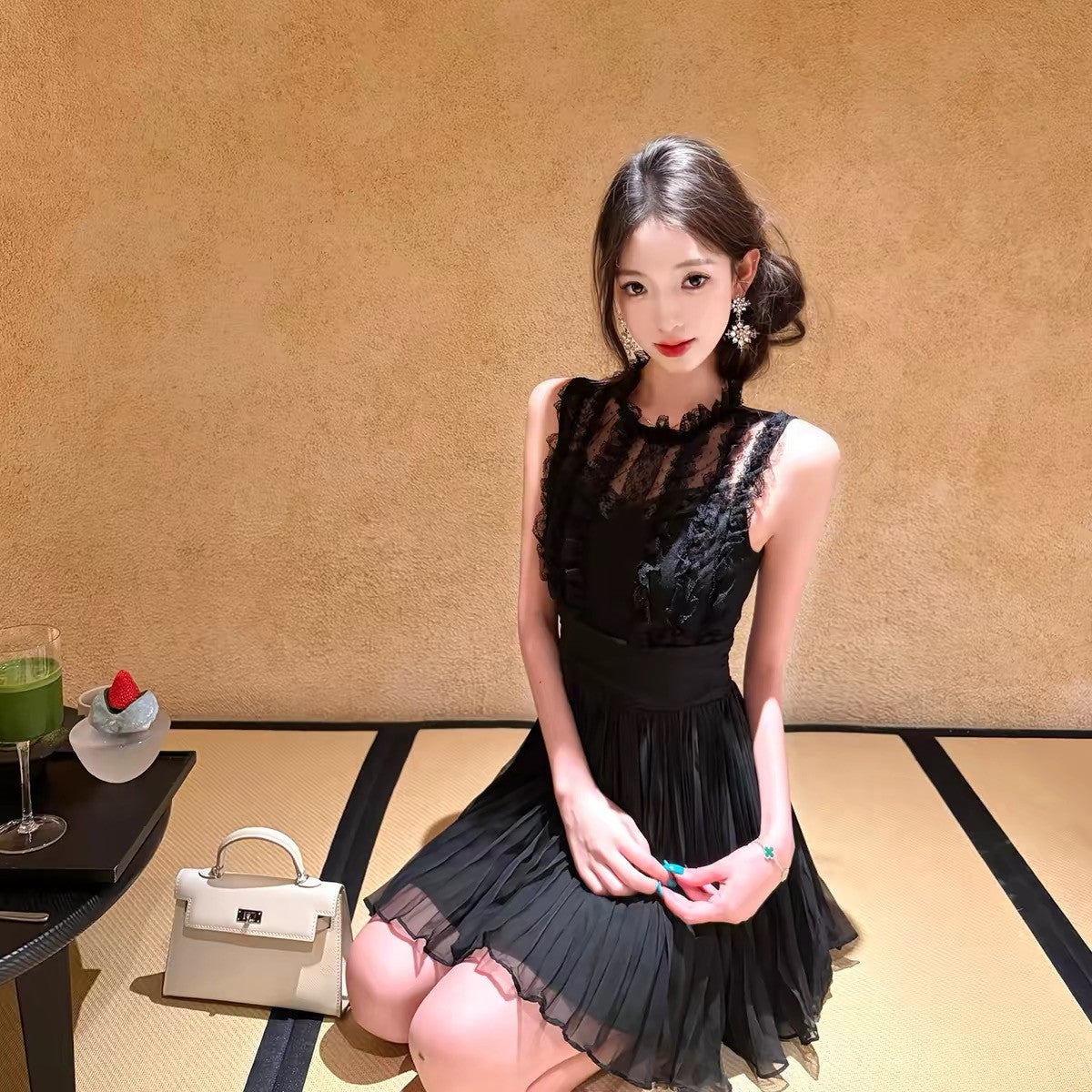 dress】ギャザーフリルレースミニワンピース N3757 – NANASTYLE