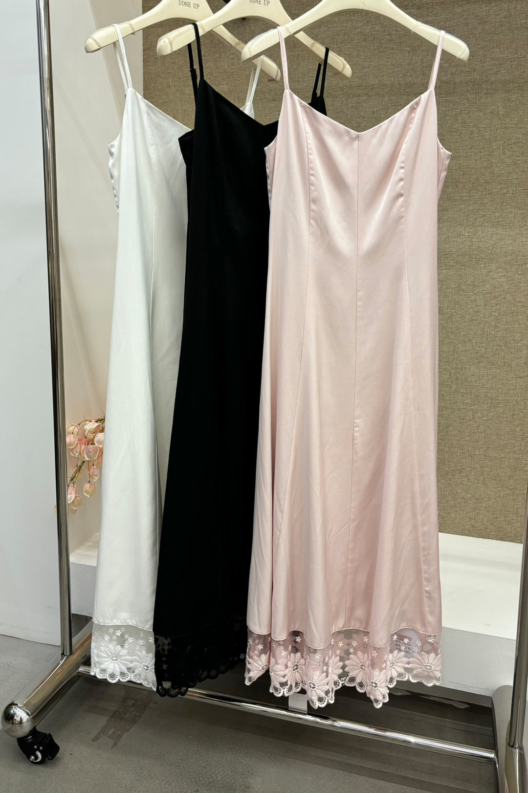 【dress】レースドッキングロングキャミワンピース Q8680