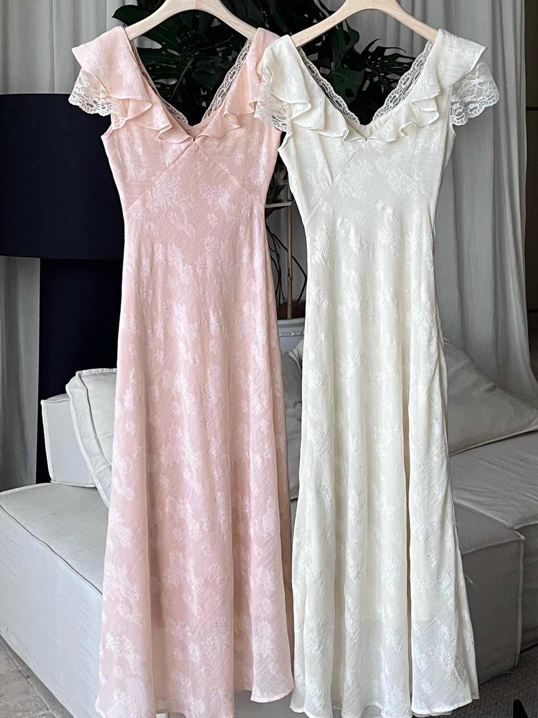 【dress】レースドッキングフラッタースリーブワンピース Q8658