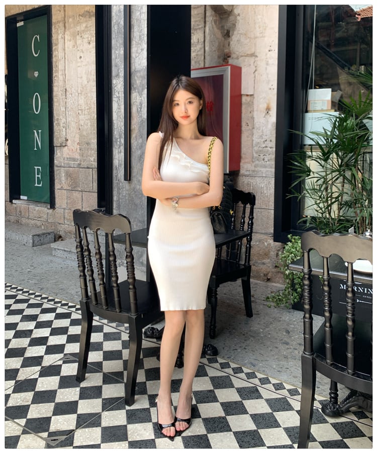 【dress】オフショルダーニットワンピース　M24581