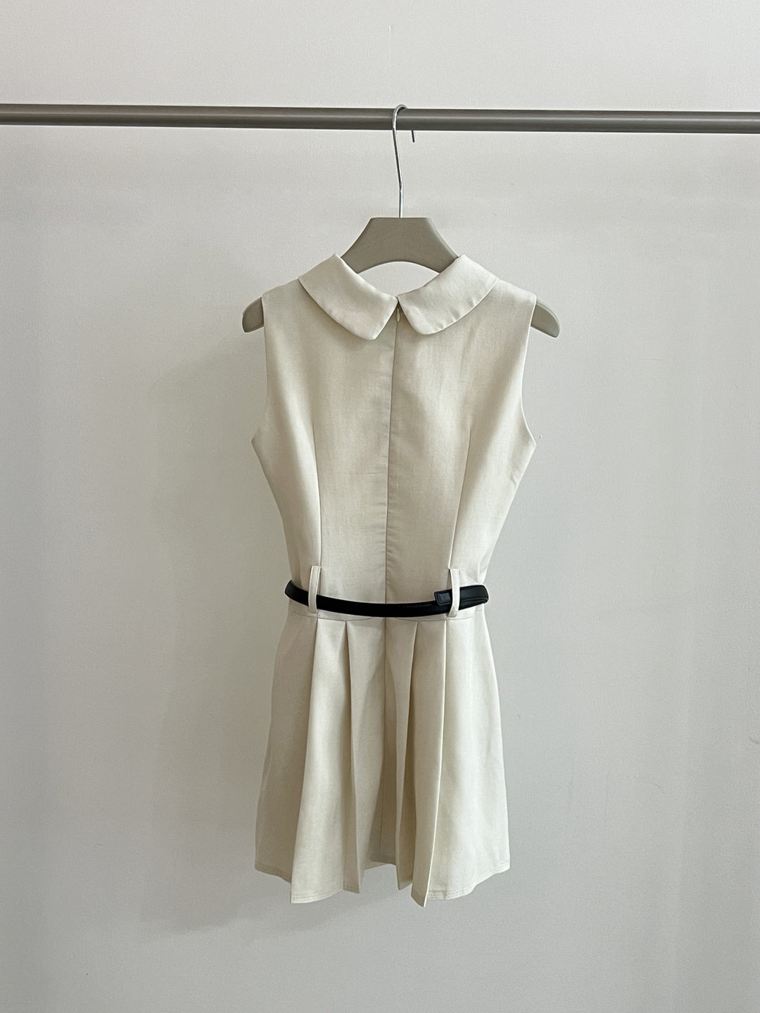 【dress】ベルト付きノースリーブミニワンピース Q8669