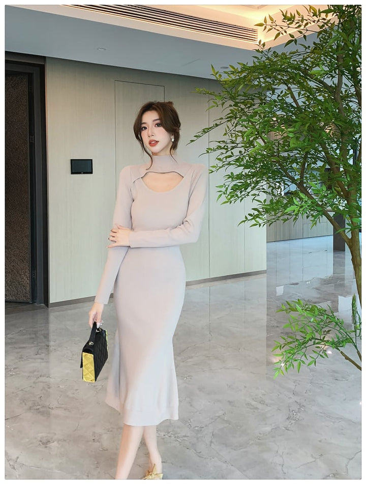 【dress】大人らしい カットワークニットワンピース　M17623