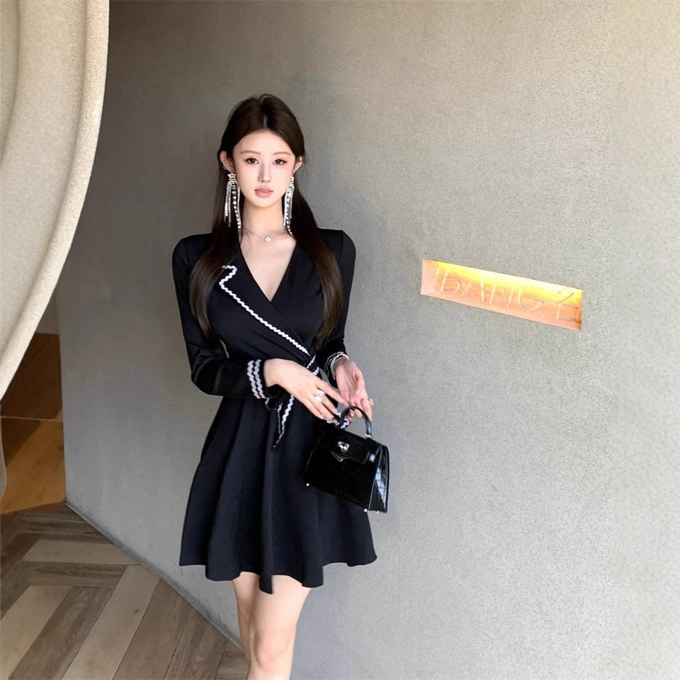 【dress】Vネックワンピース　M26912