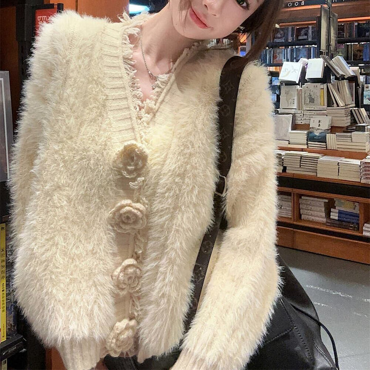 【outer】Vネック立体フラワーニットカーデ　M27898