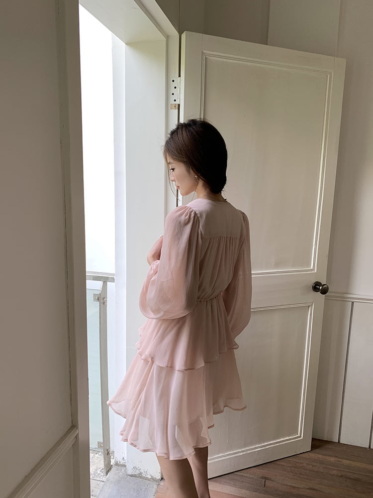 【dress】柔らかくて優しい印象Vネックデートワンピース　M17013
