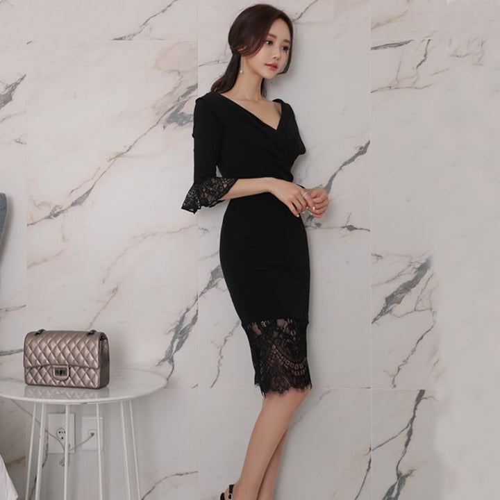 【dress】美人度アップVネックレース切り替えワンピース　M17427