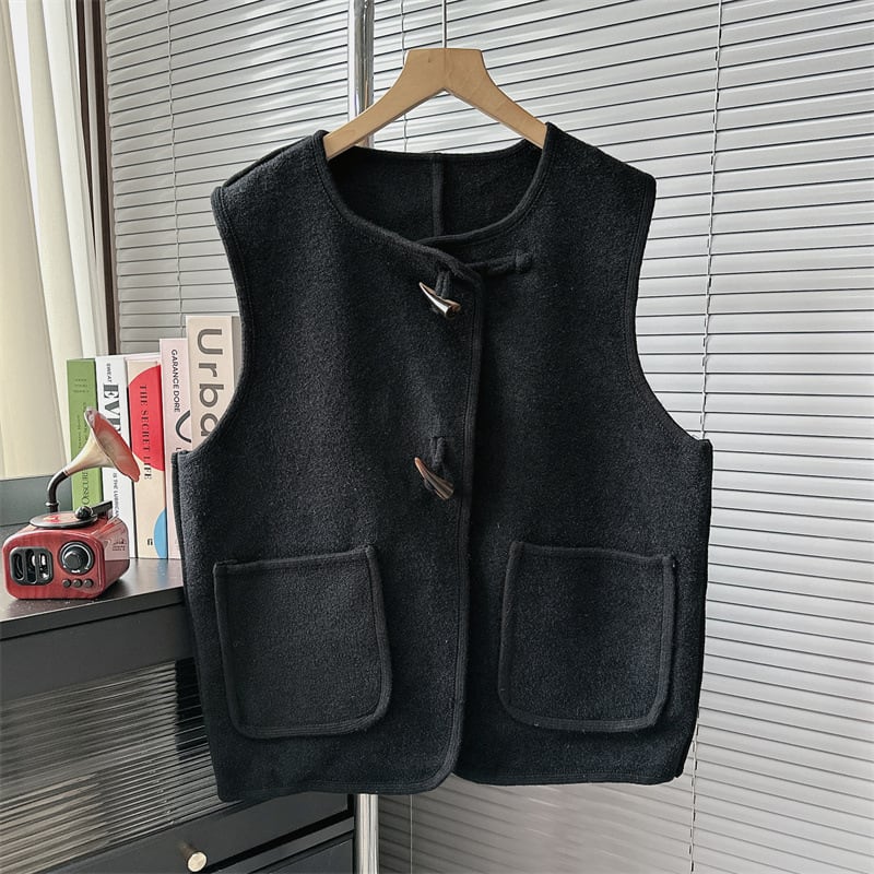【tops】アウトポケットニットジレ　M18315