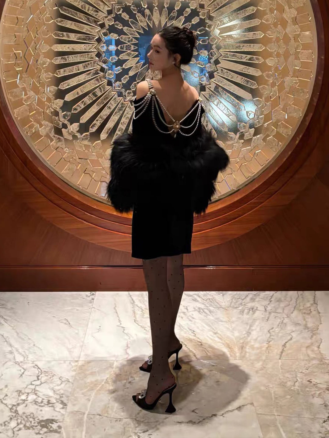 【dress】パールチェーン付きベルベットワンピース Q9103