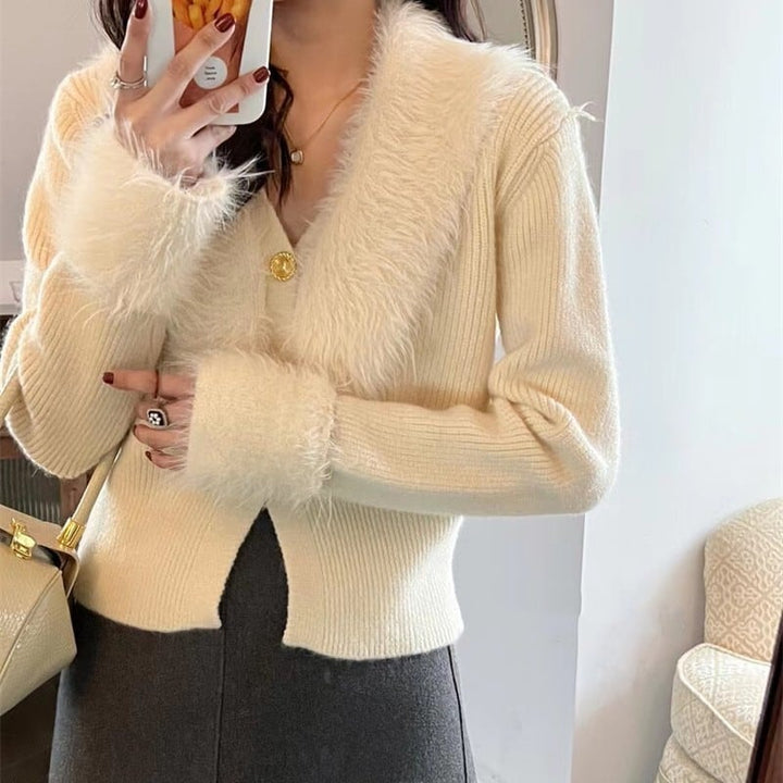 【outer】Vネックファーニットカーデ　M18120