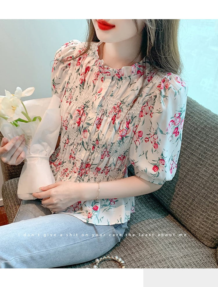 【tops】美人度アップスウィートパフスリーブ花柄トップス　M17339