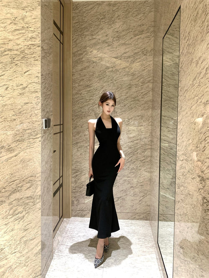 【dress】バックレスホルターネックワンピース　M32870