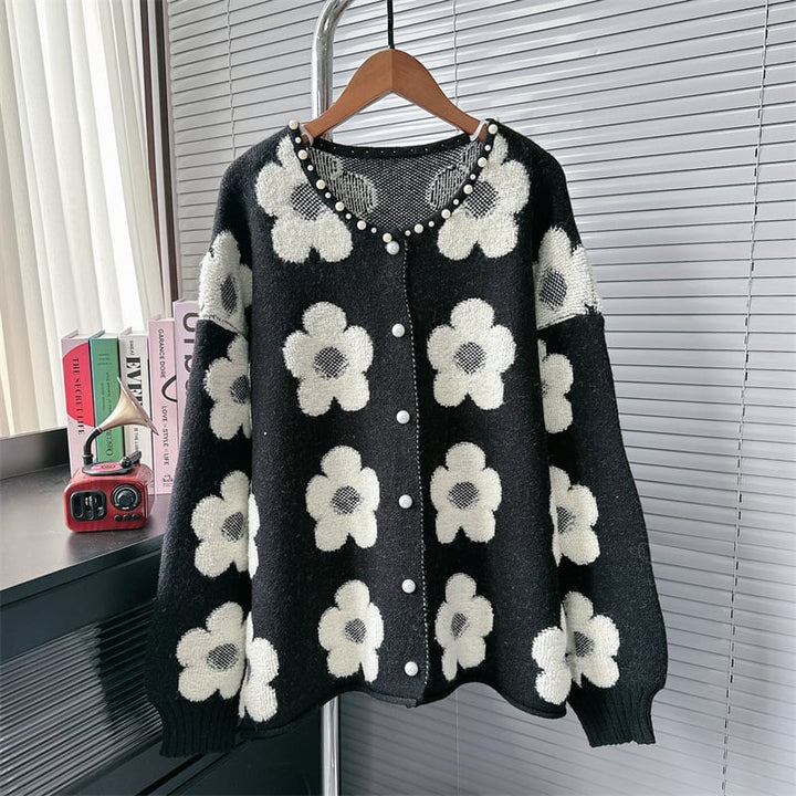 【outer】フラワーモチーフパール付きカーディガン　N2757