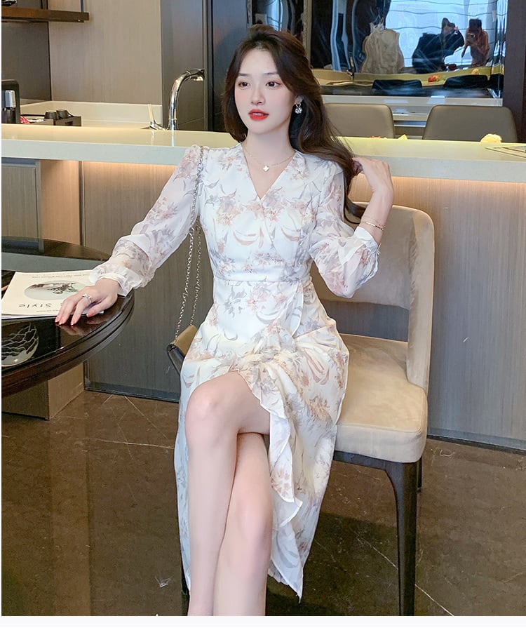【dress】早い者勝ちVネックスリット花柄ワンピース　M17304