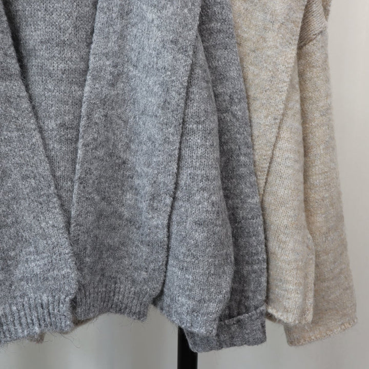 【tops】クルーネックニットセーターマフラー付き　M18174