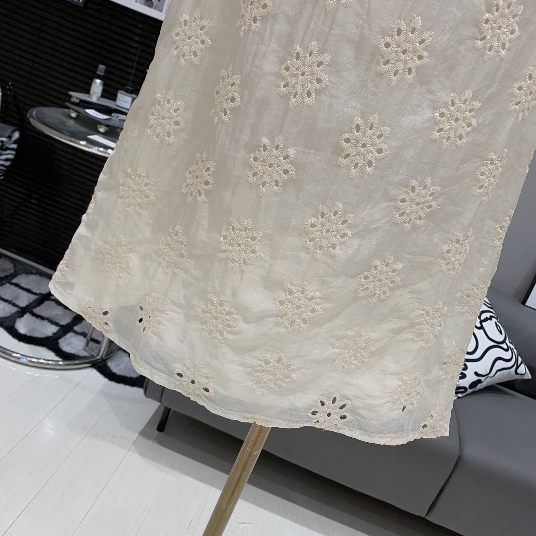 【dress】カットワークワンピース　M24001