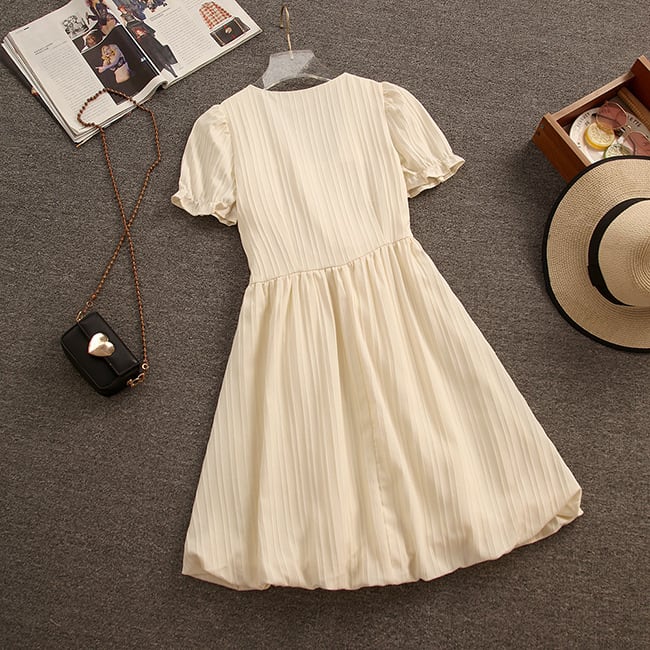 【dress】大人可愛い スウィートデートワンピース着瘦せ　M17204