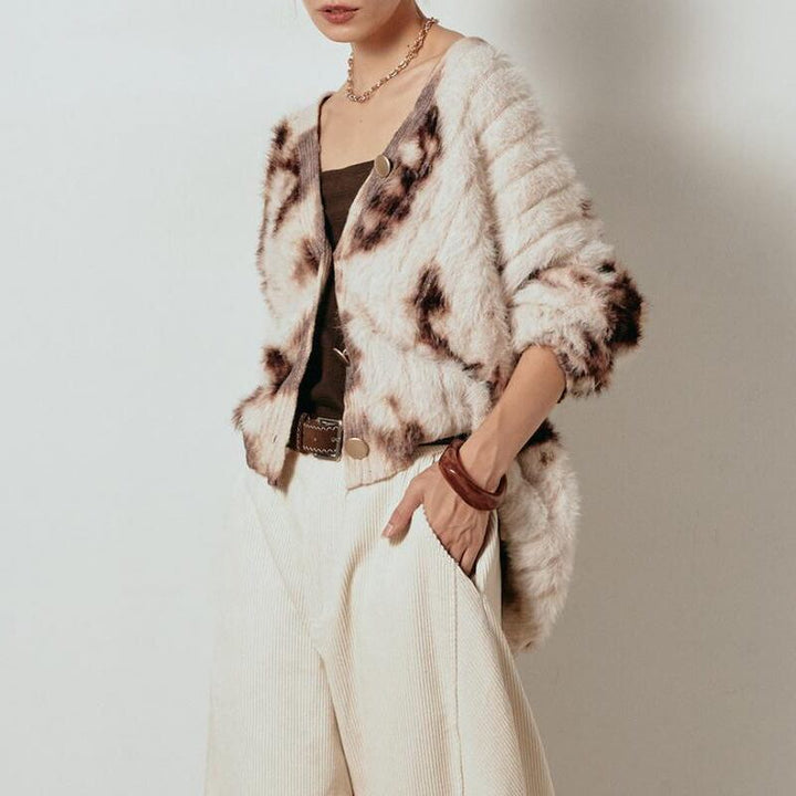 【outer】3色展開ファー付きニットカーディガン Q7655