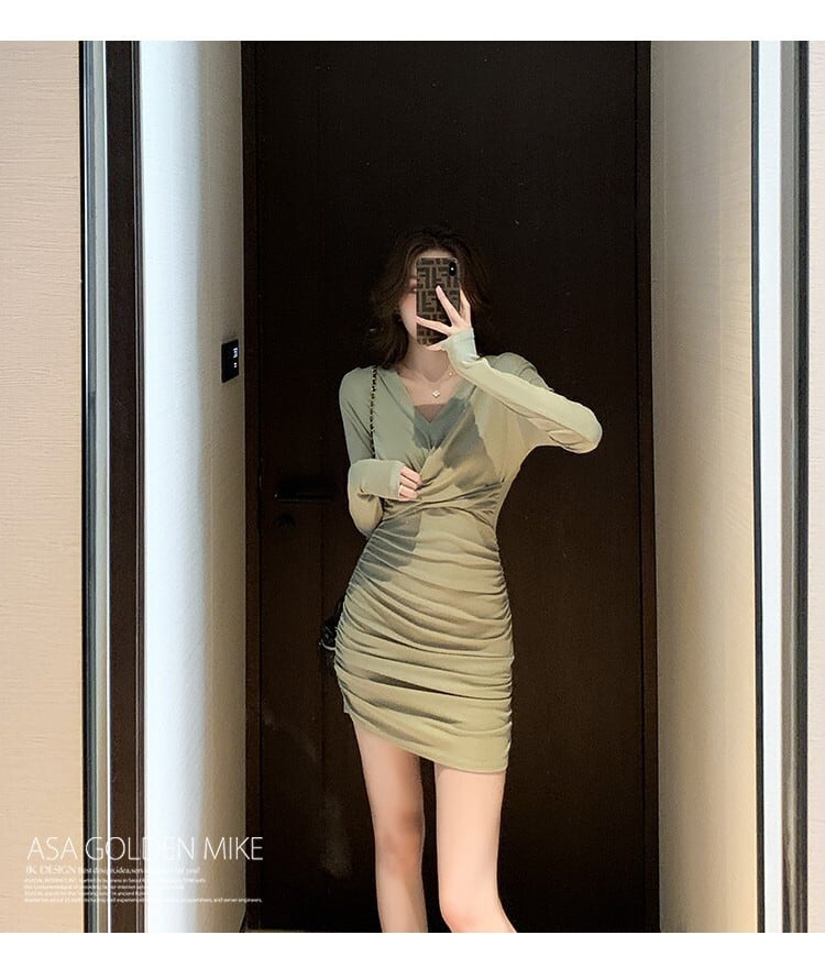 【dress】人気上昇中 シンプルVネックデートワンピース　M17102