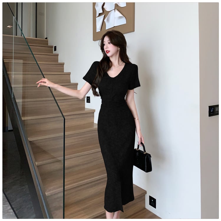 【dress】人気を独占中 ファッションスリットワンピース　M16889